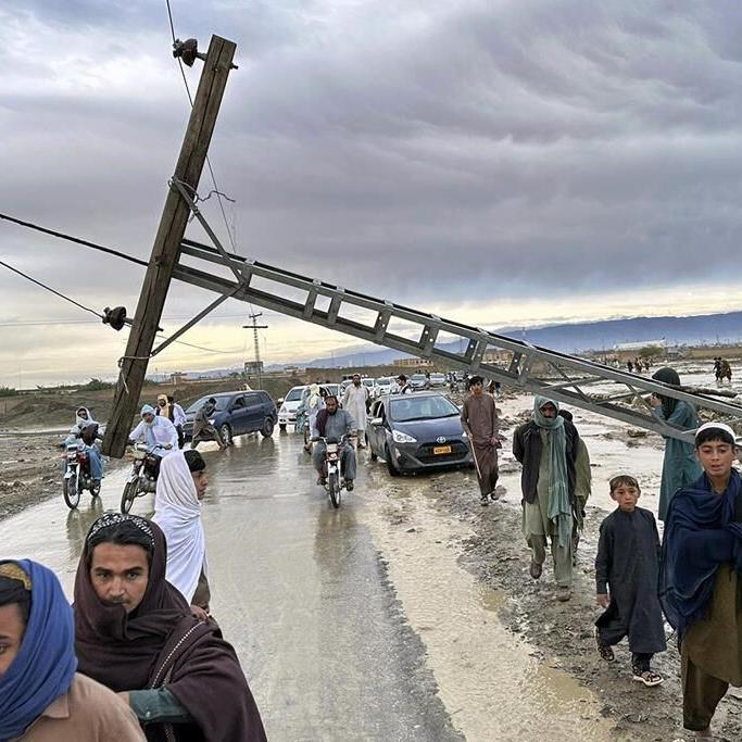 Pakistani province issues a flood alert and warns of a heavy loss of life from glacial melting